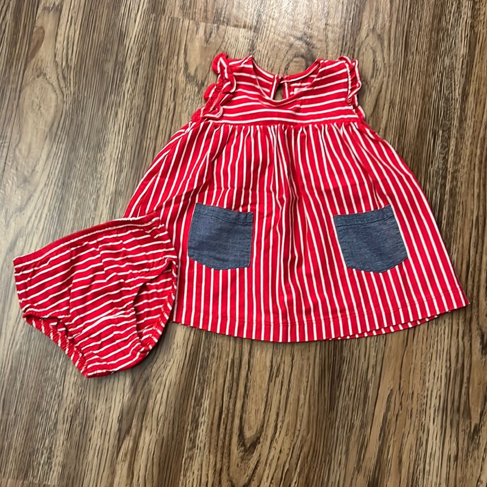 LIKE NEW!! Baby GAP 12-18 month dress with diaper cover